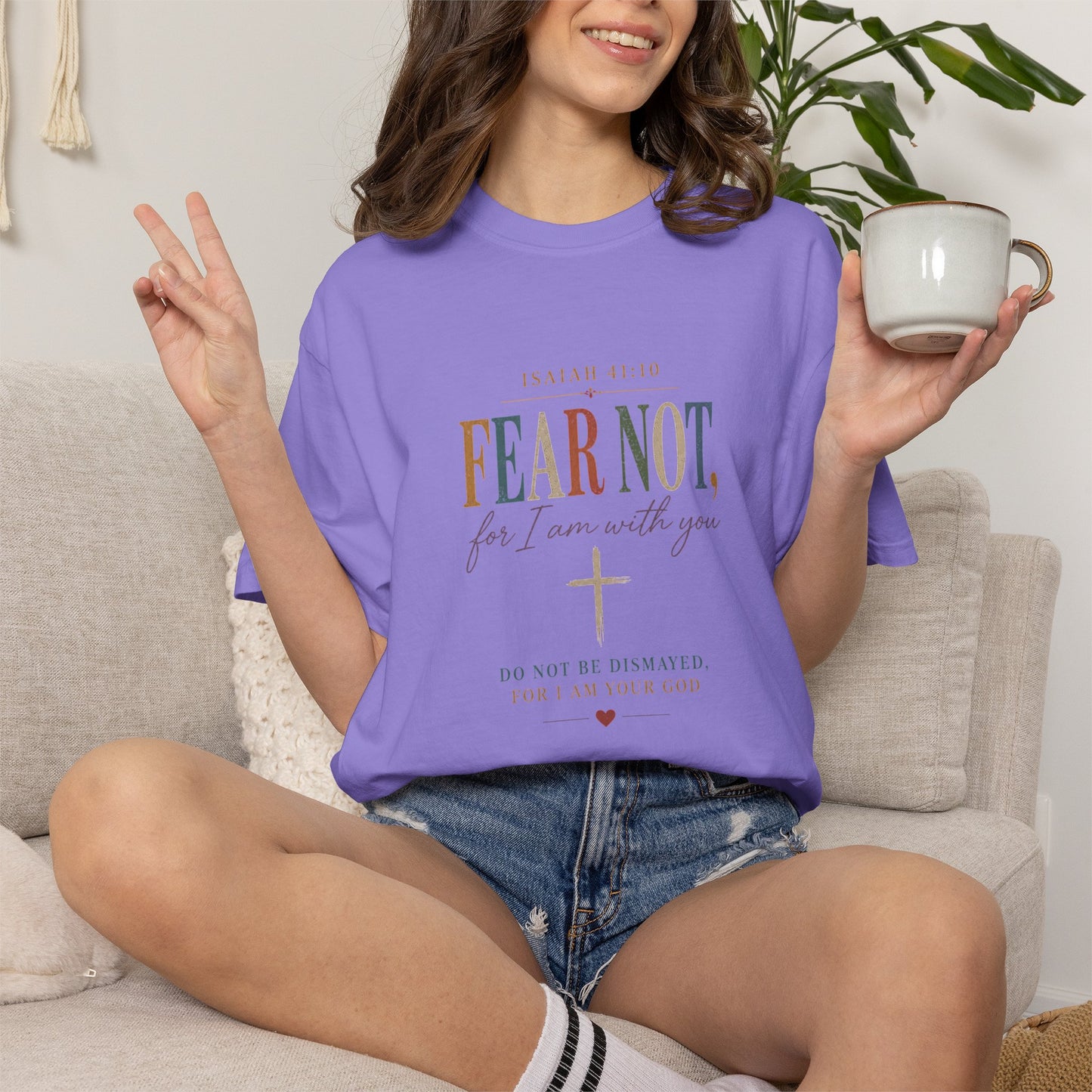 Fear Not For I Am With You Bible Verse T-Shirt