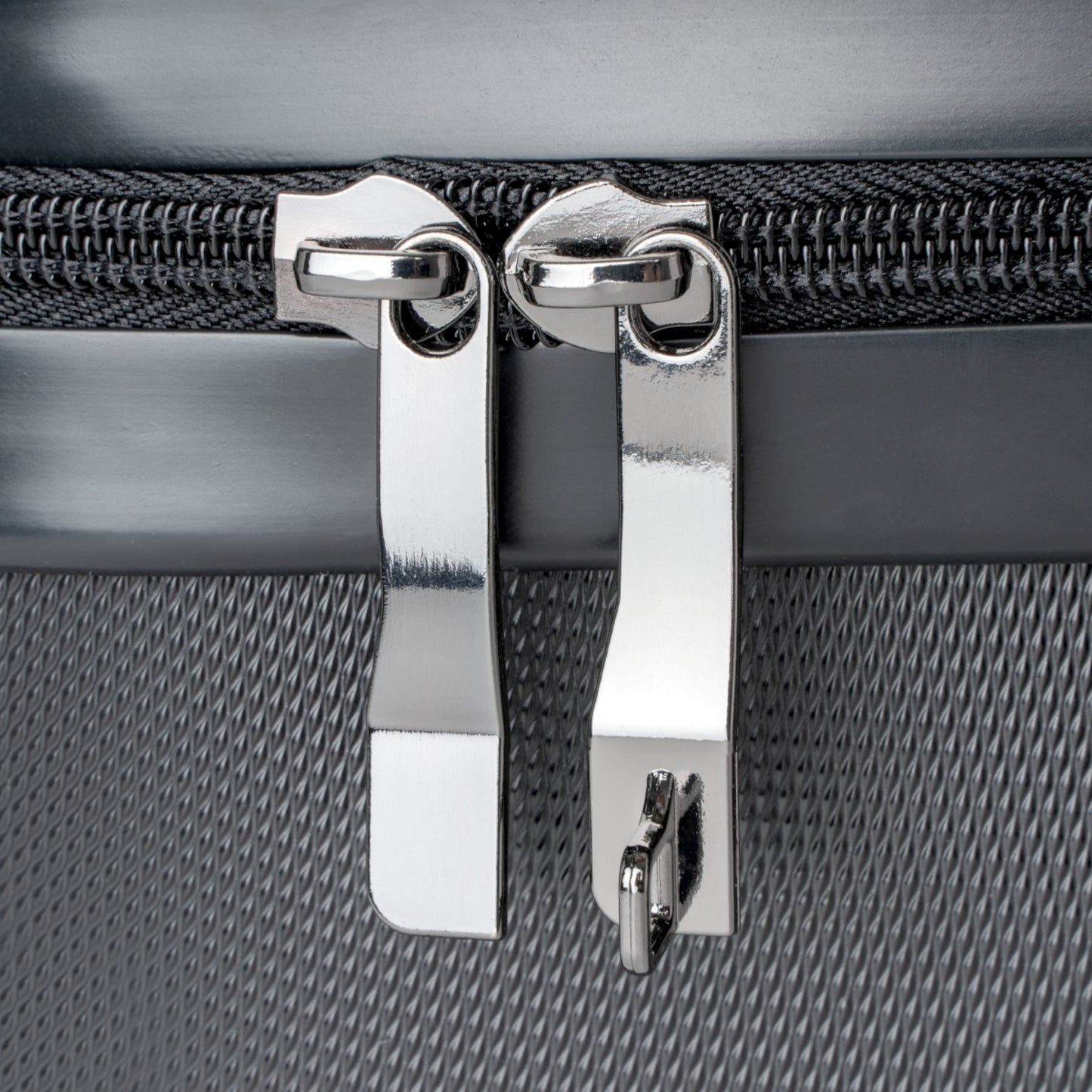 Suitcase — "I Know Jesus Loves Me So Much XOXO" Cute Christian Travel Luggage